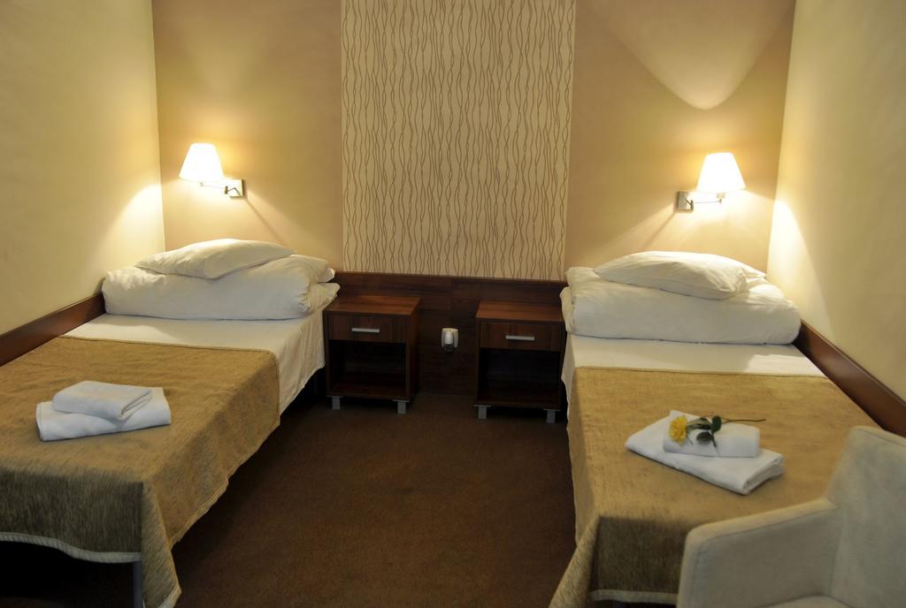 Hotel Willa Strzelnica Kościerzyna Pokoj fotografie